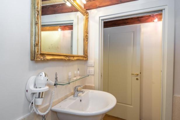 Luxury Apartment San Marco Experience Венеція Екстер'єр фото